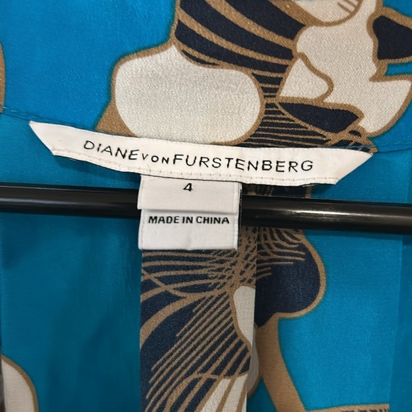 Diane von Furstenberg  SilkTurquoise Blouse w/ Puff Sleeve & Orchid Pattern - Picture 3 of 12